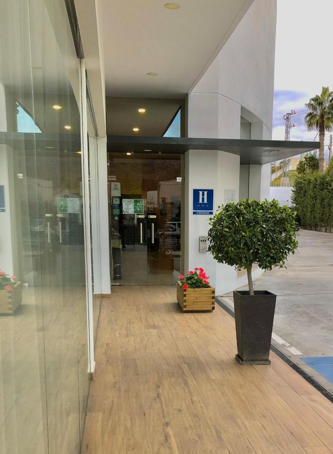 Hotel Mencia Subbetica Dona Mencia Bagian luar foto