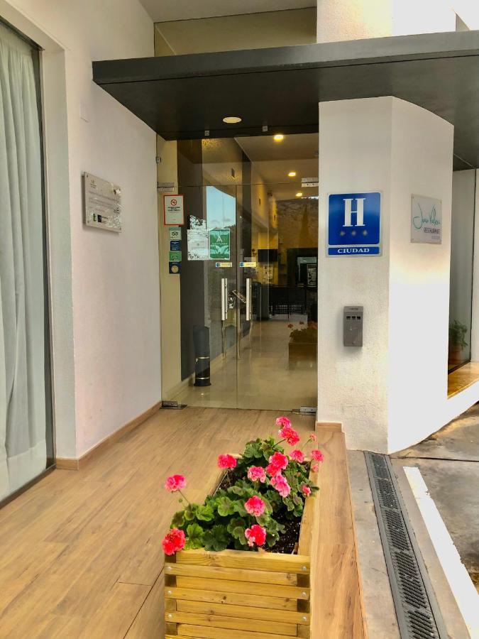 Hotel Mencia Subbetica Dona Mencia Bagian luar foto