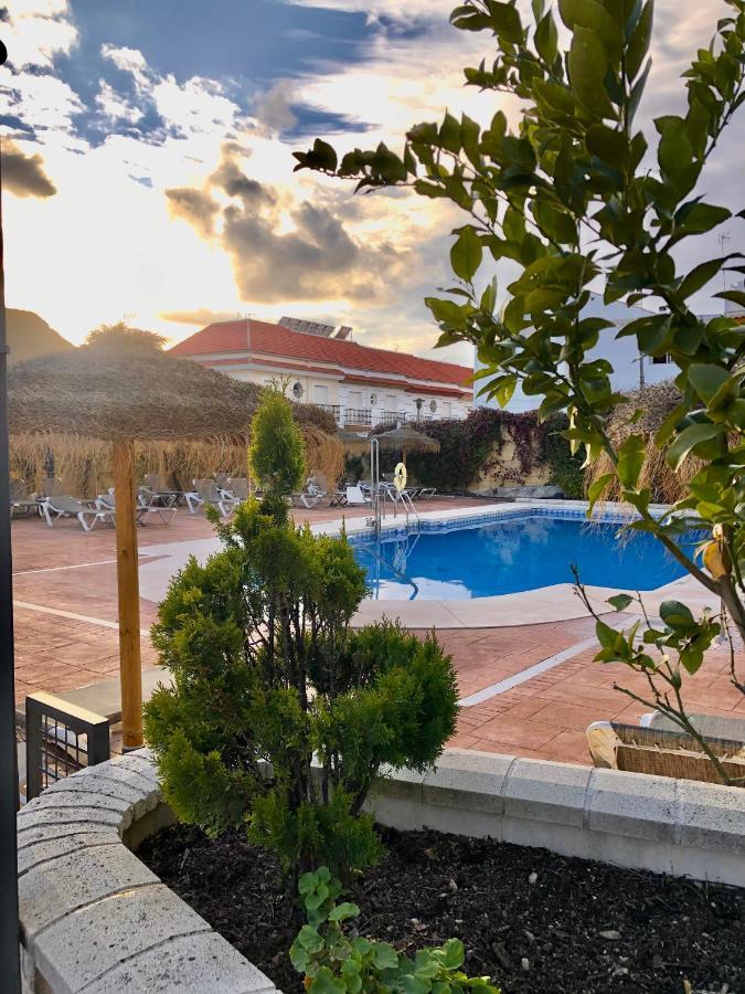 Hotel Mencia Subbetica Dona Mencia Bagian luar foto